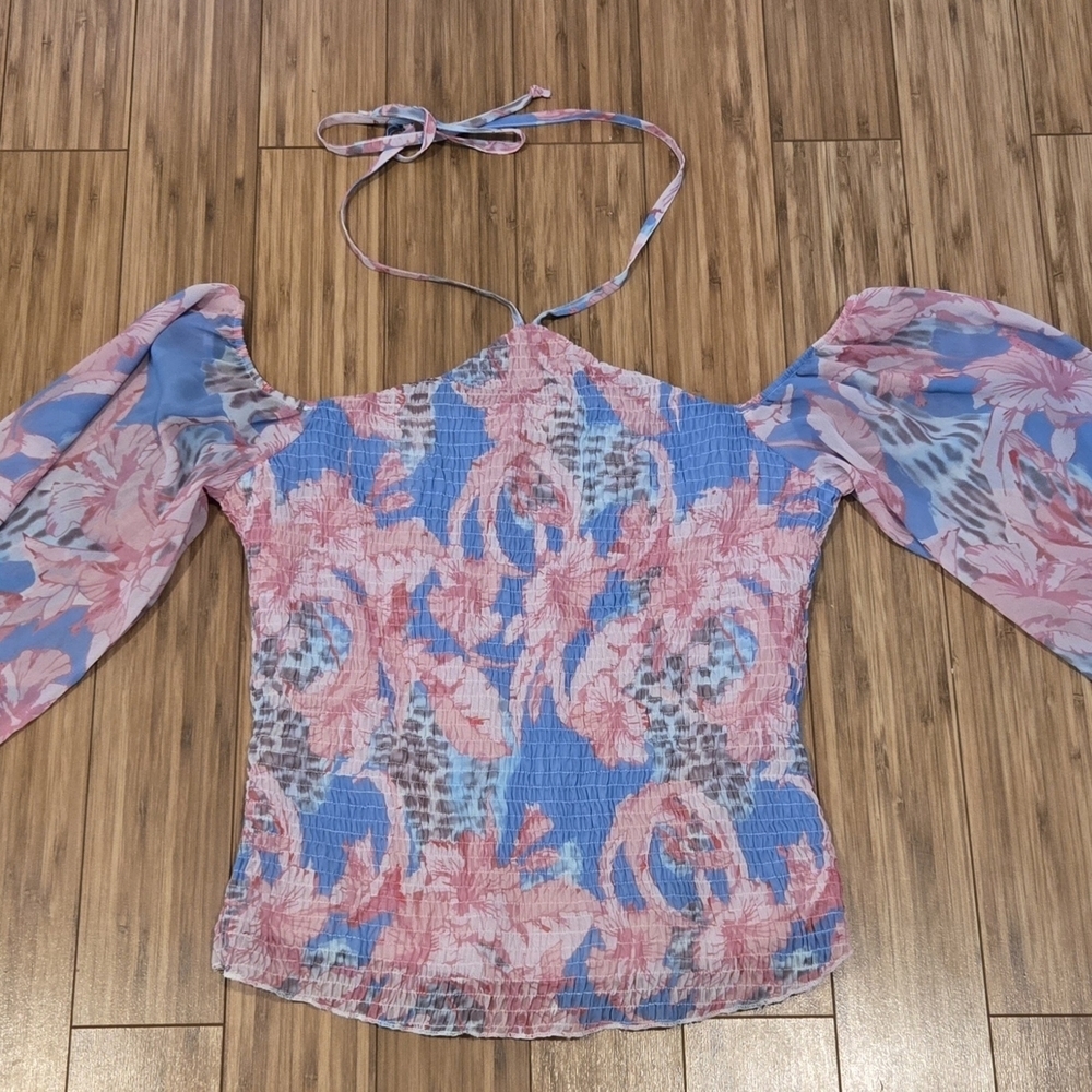 NWOT Venus Floral Off-Shoulder Blouse in Pink and Blue